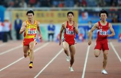 昆明市第三中学经开区学校2025年度田径场、足球场翻新工程更正公告